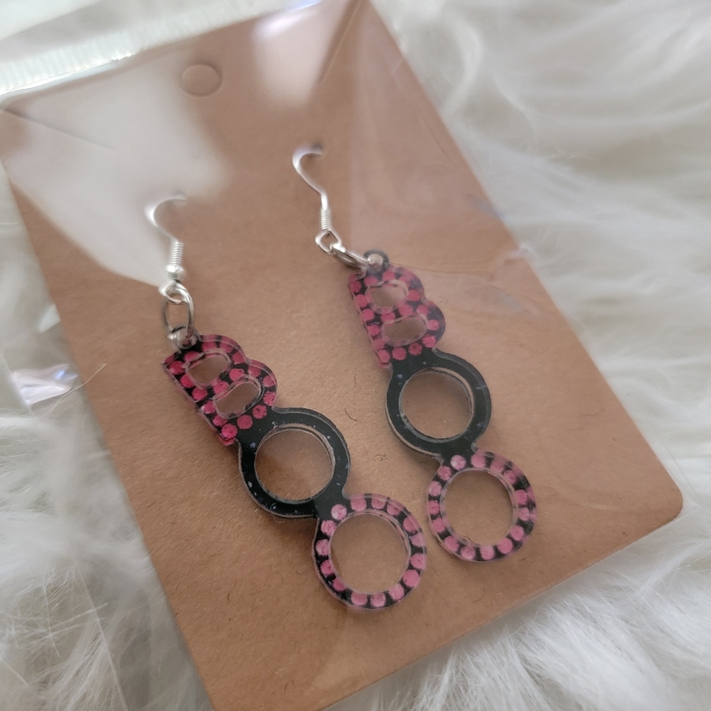👻8 Final!! Stylish Pink and Black Boo Earrings